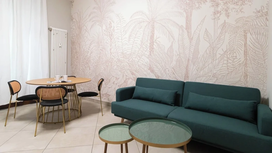 2 Bedrooms Apartment