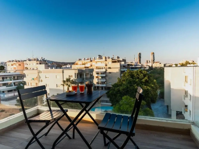 1 Bedroom Apartment with balcony
