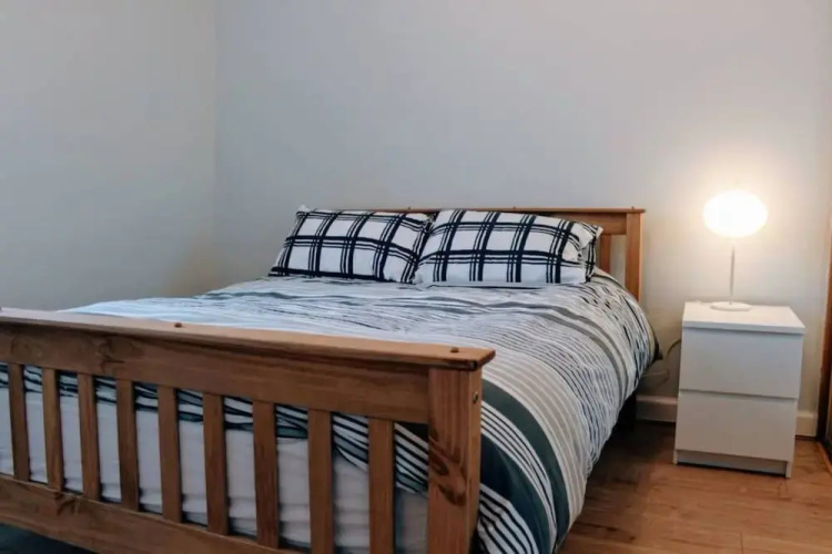 1 Bedroom Flat in City Centre Accommodates 4