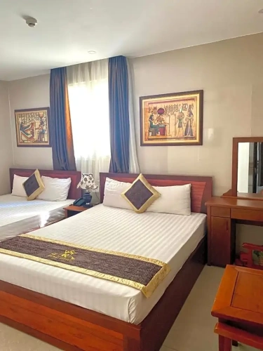 Deluxe Double Basement room with city view