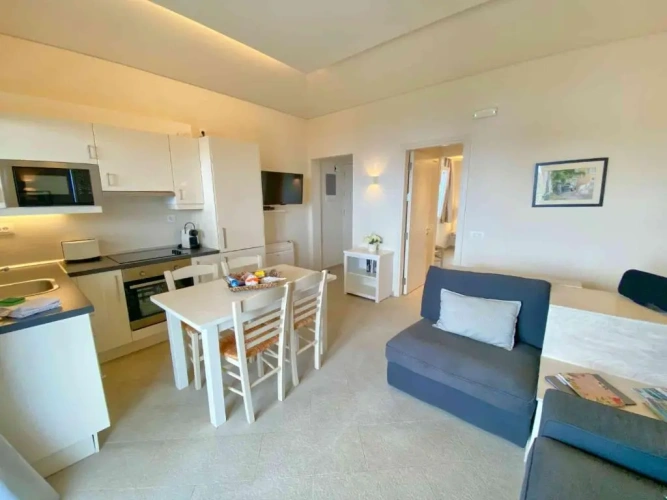 2 Bedrooms Cottage