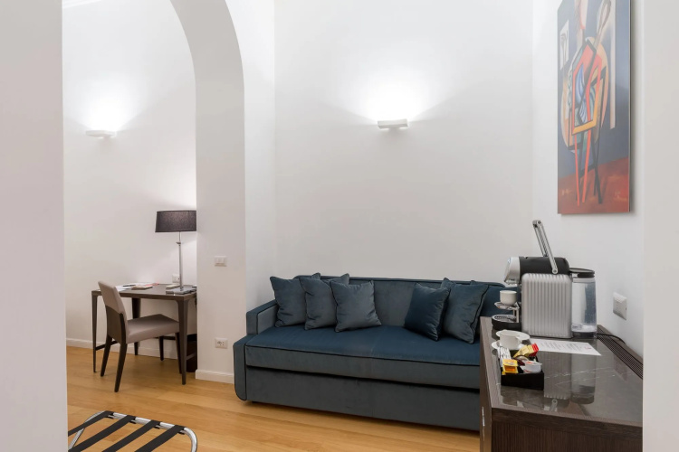 Les Diamants Spanish Steps Suite