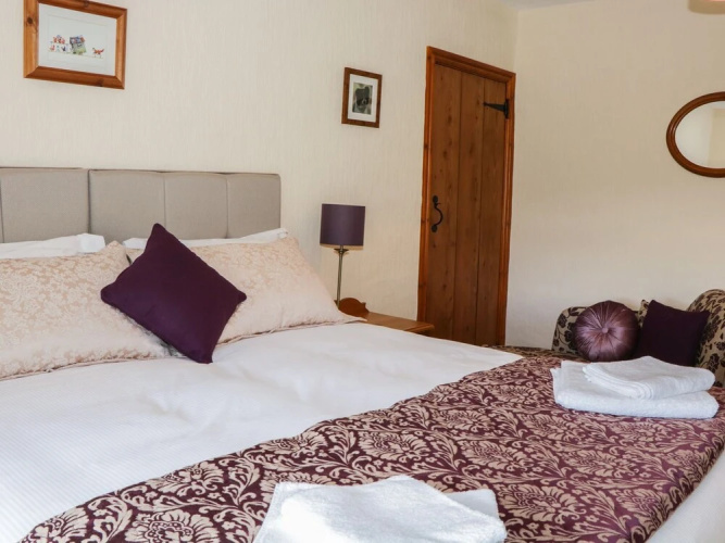 Longwell Cottage