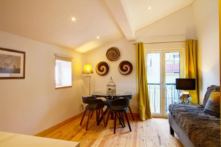 1 Bedroom Apartment