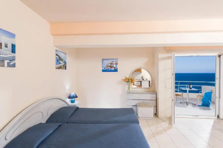 Creta Hotel