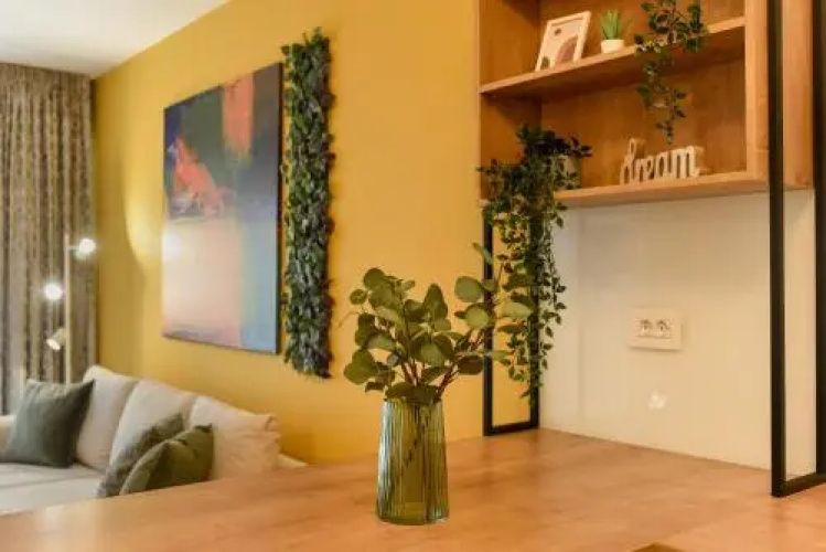 Colorful Fusion - Modern Apt At Romexpo