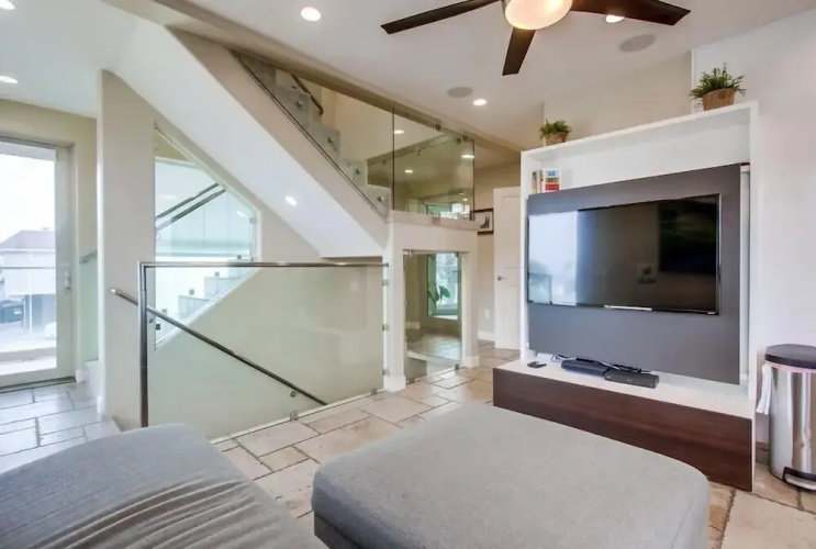 Ocean View Luxury 2