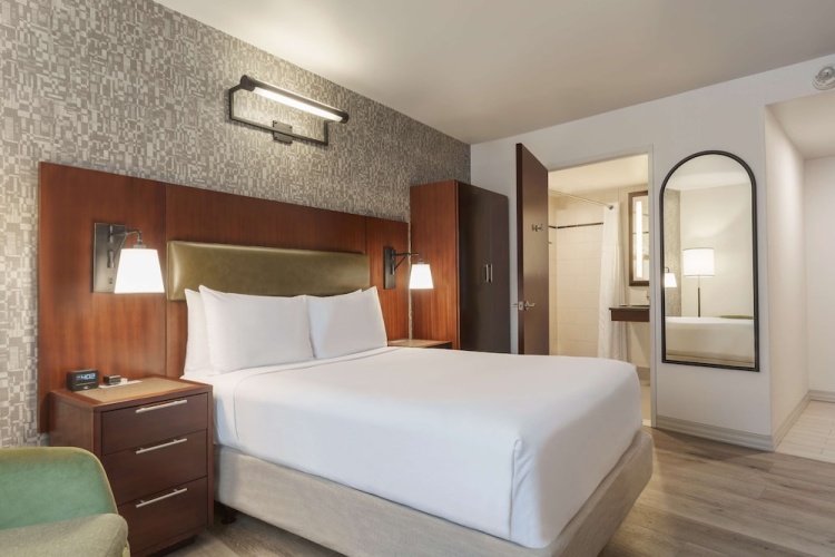 DoubleTree by Hilton New York Downtown photo 14