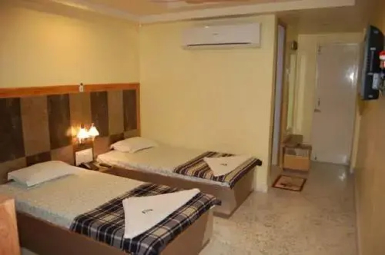 Hotel Ashiyana