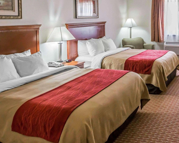 Comfort Inn Hebron-Lowell Area