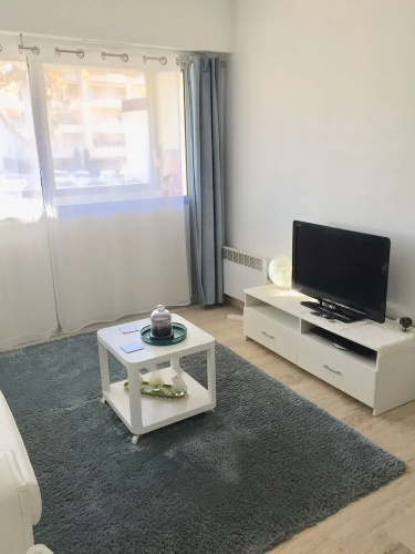 Studio Bijou