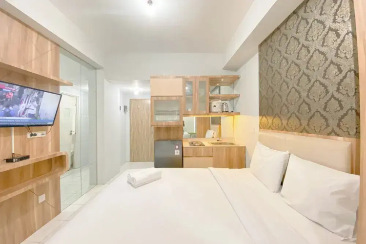 Basic Studio At Candiland Apartment