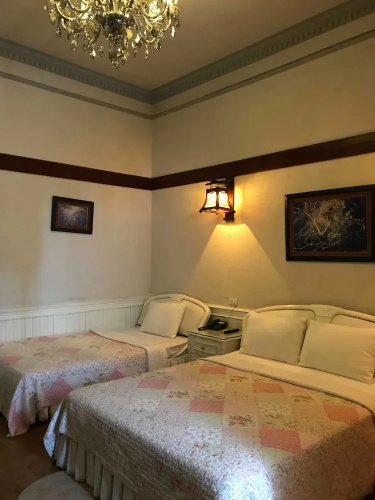 Mela Hotel