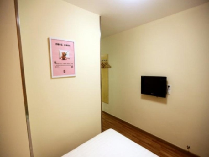 Standard Double room with city view