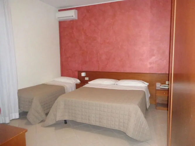 Hotel Millennium