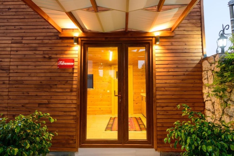 Deluxe Bungalow with garden view