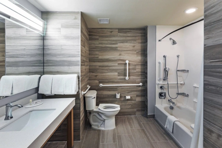Quadruple Suite with balcony