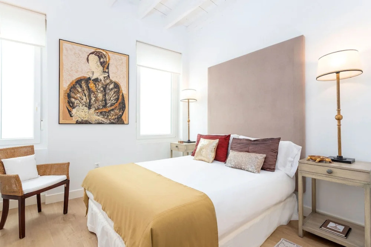 Genteel Home Julio Cesar