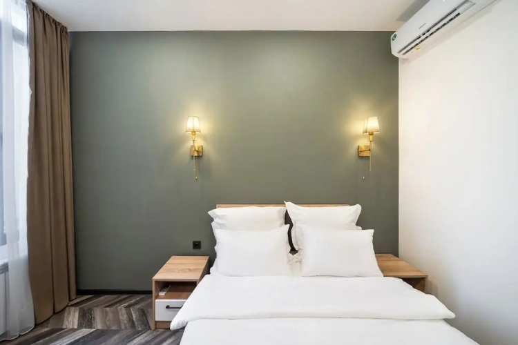 Deluxe Double room with courtyard view