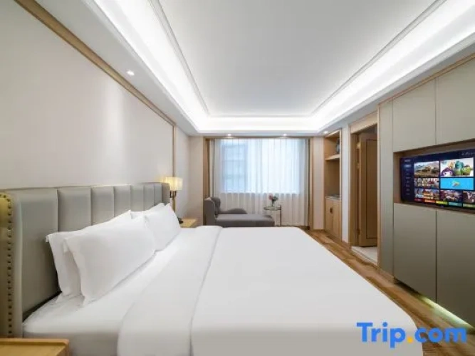 Deluxe Family Suite