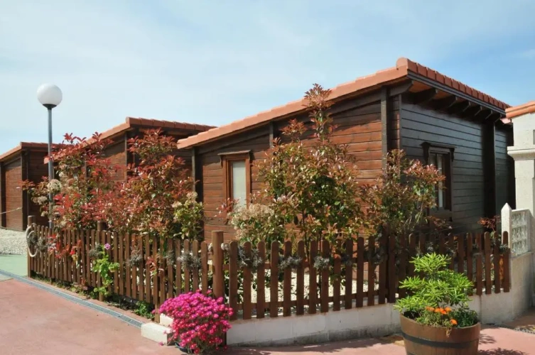 Double Bungalow