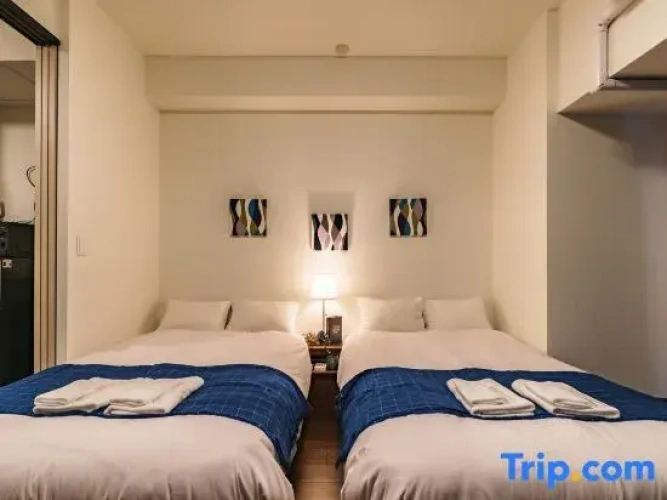 2 Bedrooms Apartment