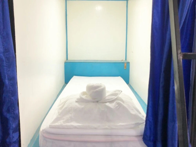SPOT ON 90112 Semporna Bee Hive - Hostel