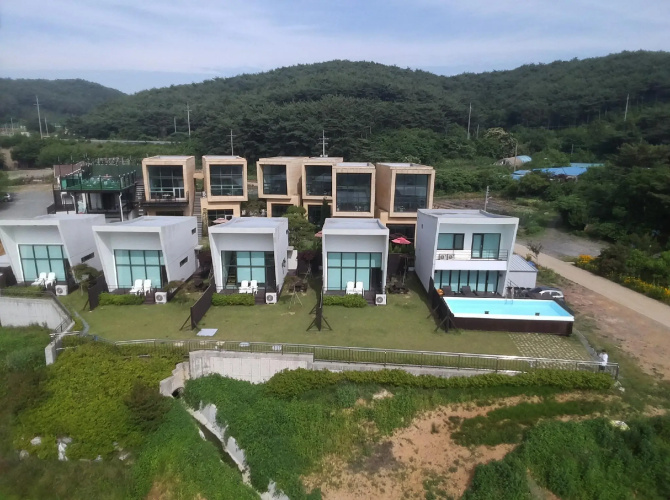 Taean Como Villa Private Pool and Jacuzzi
