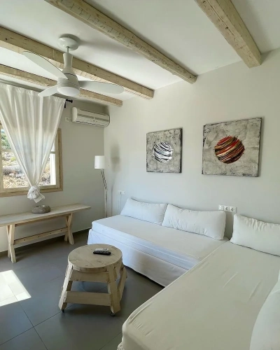 2 Bedrooms Junior Suite with balcony and with sea view