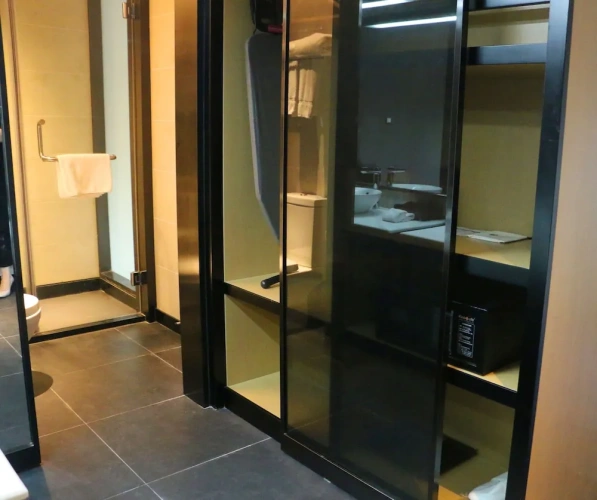 1 Bedroom Suite with city view