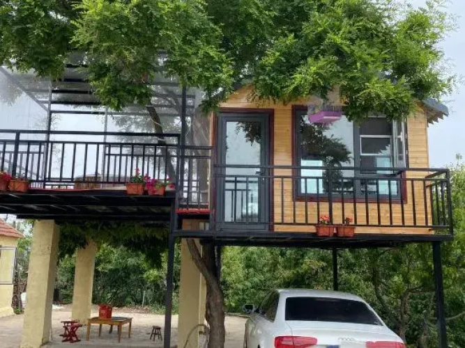 Zhuquanshan Gangzishu Restaurant B&B