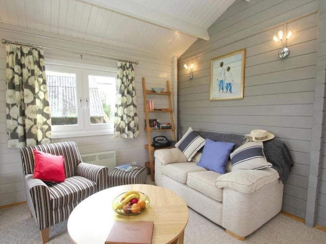 Daisy Lodge