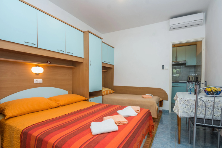 Vir Island Apartments Basic