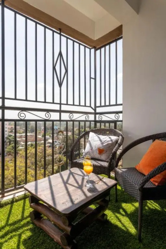 Relaxing, 3bdr with king bed & free parking
