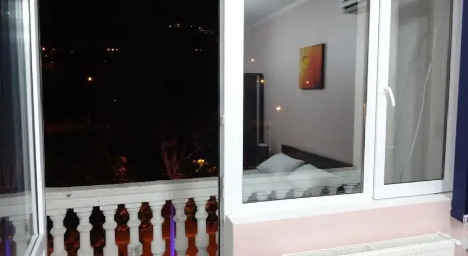 Tetri Sakhli Hotel