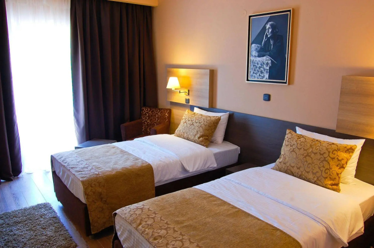 Hill Hotel