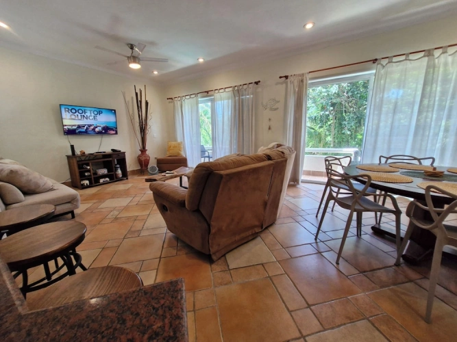 2 Bedrooms Apartment with balcony and with garden view