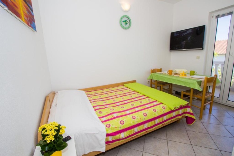 1 Bedroom Apartment with balcony