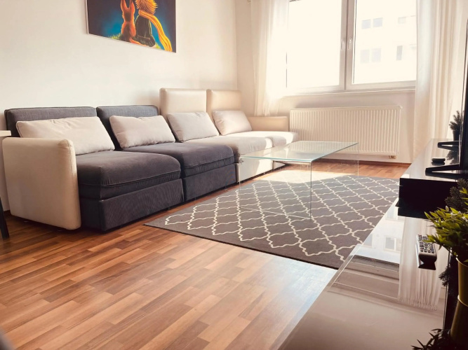 After Eight Apartment