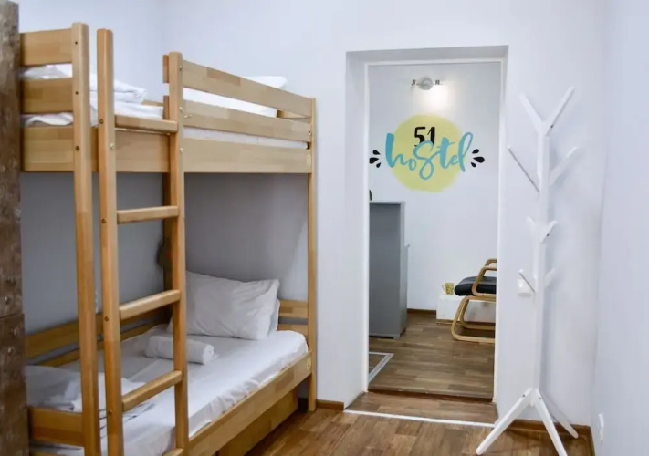 Hostel51