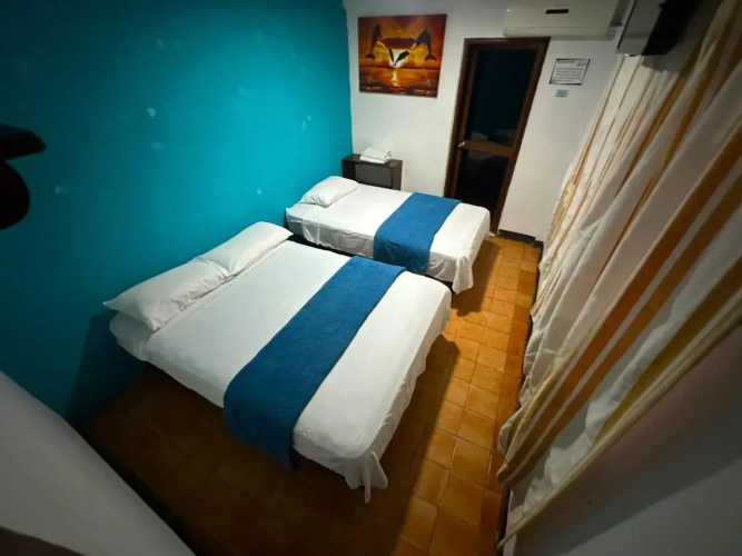 Hostal Puerto Ayora