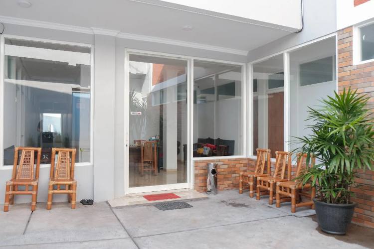 Hotel O 111 Residence