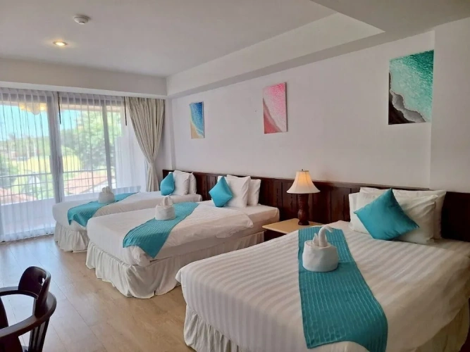Superior Triple room