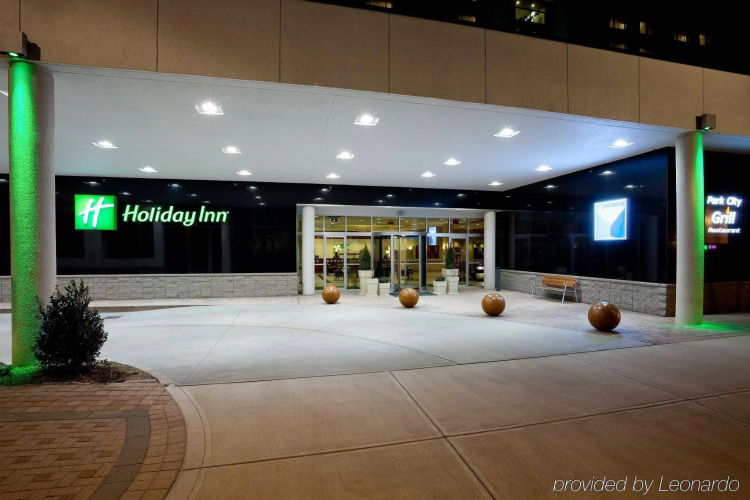 Holiday Inn Bridgeport-Trumbull-FairfieldOver view