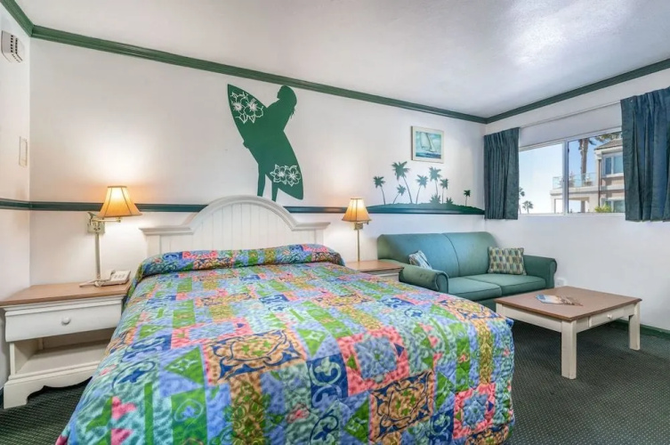 Sun n Sands Inn