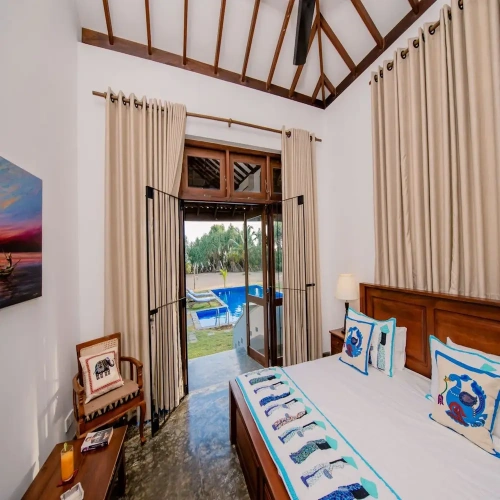 Classic Double room with pool view