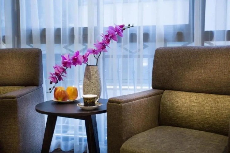 Deluxe Double room with city view