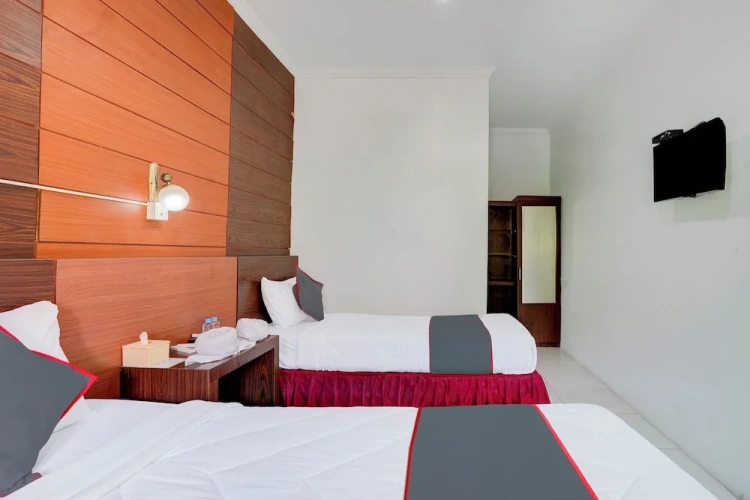 Standard Twin Suite