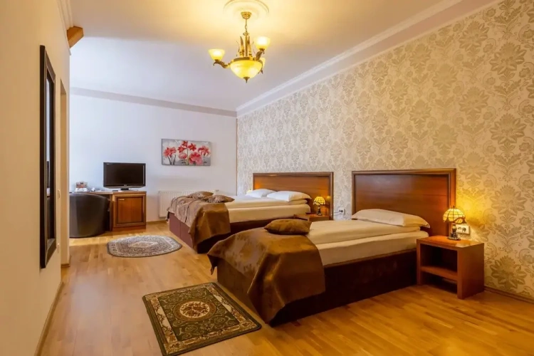 Superior Triple room