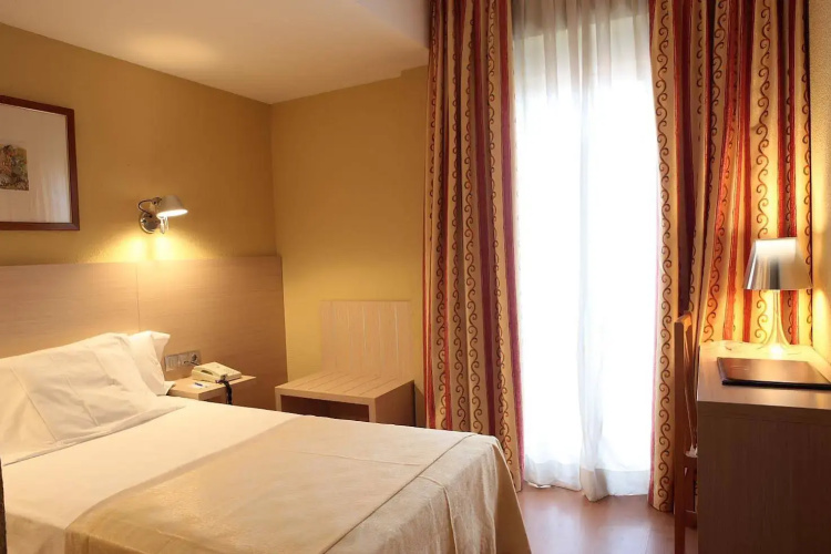 Hotel Burlada